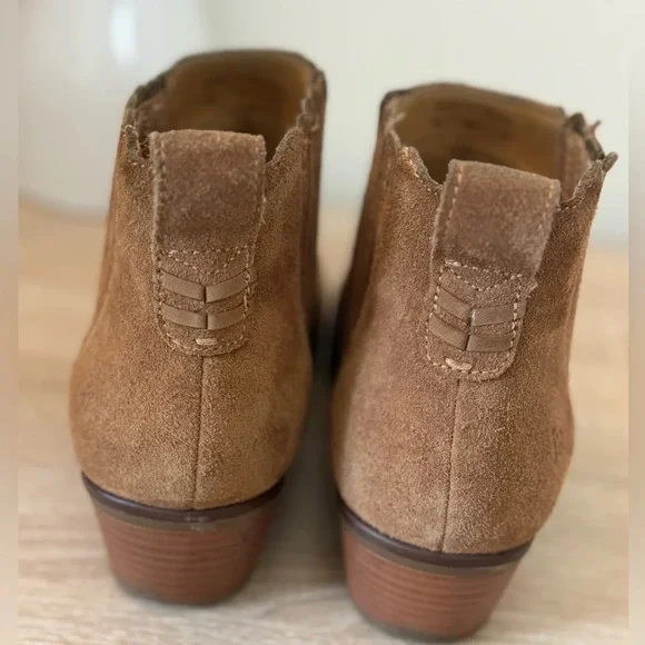 Jack Rogers Liddy Waterproof Suede Block Heel Booties size 7 - Picture 4 of 8